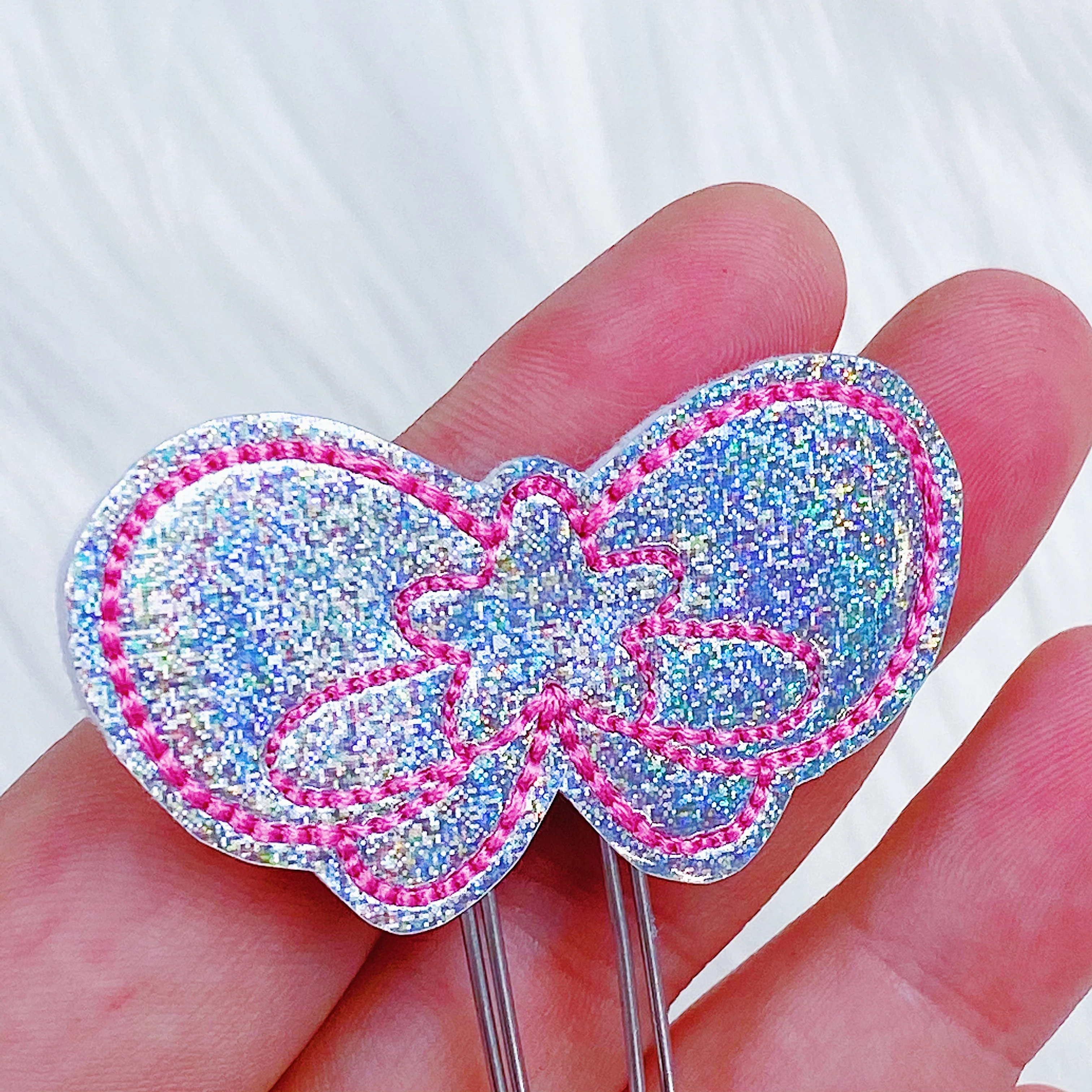 Holo Star Bow + Pink Stitching Feltie Planner Clip - Image 3