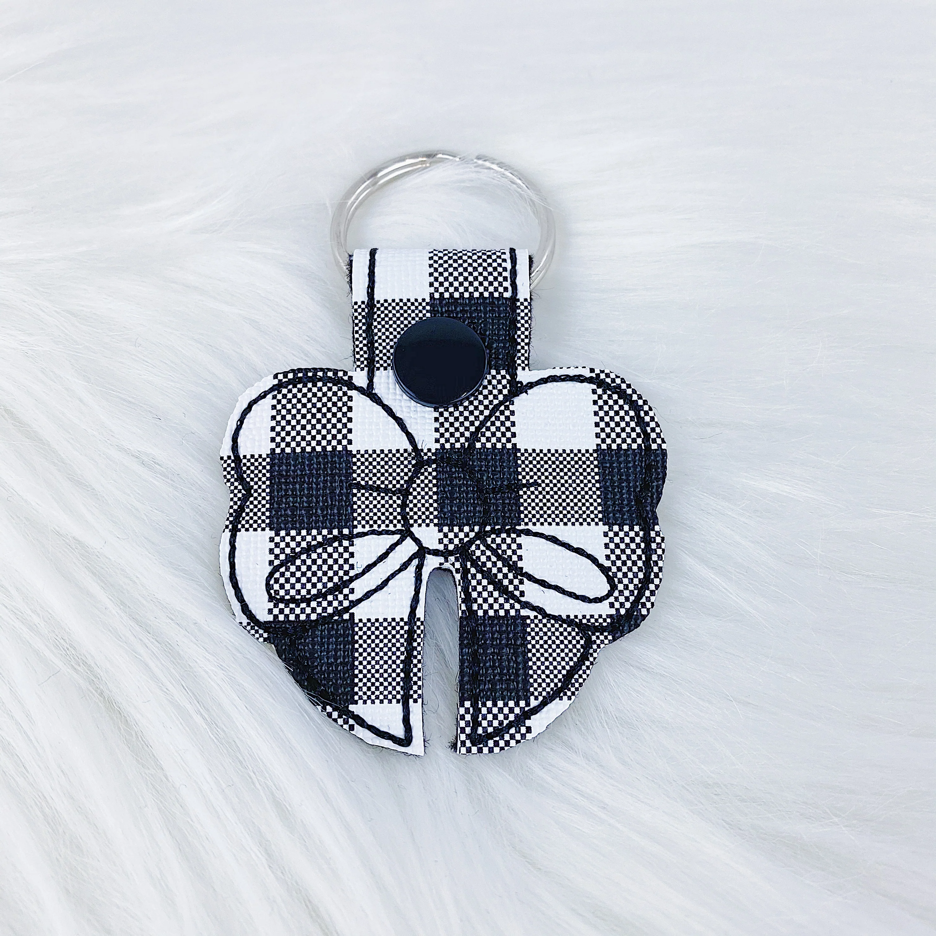 White Buffalo Plaid Bow Feltie Snap-Tab Charm